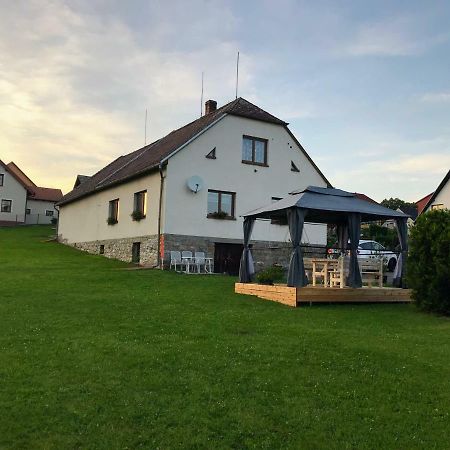 Vila Rozboudovec Kremze Exteriér fotografie