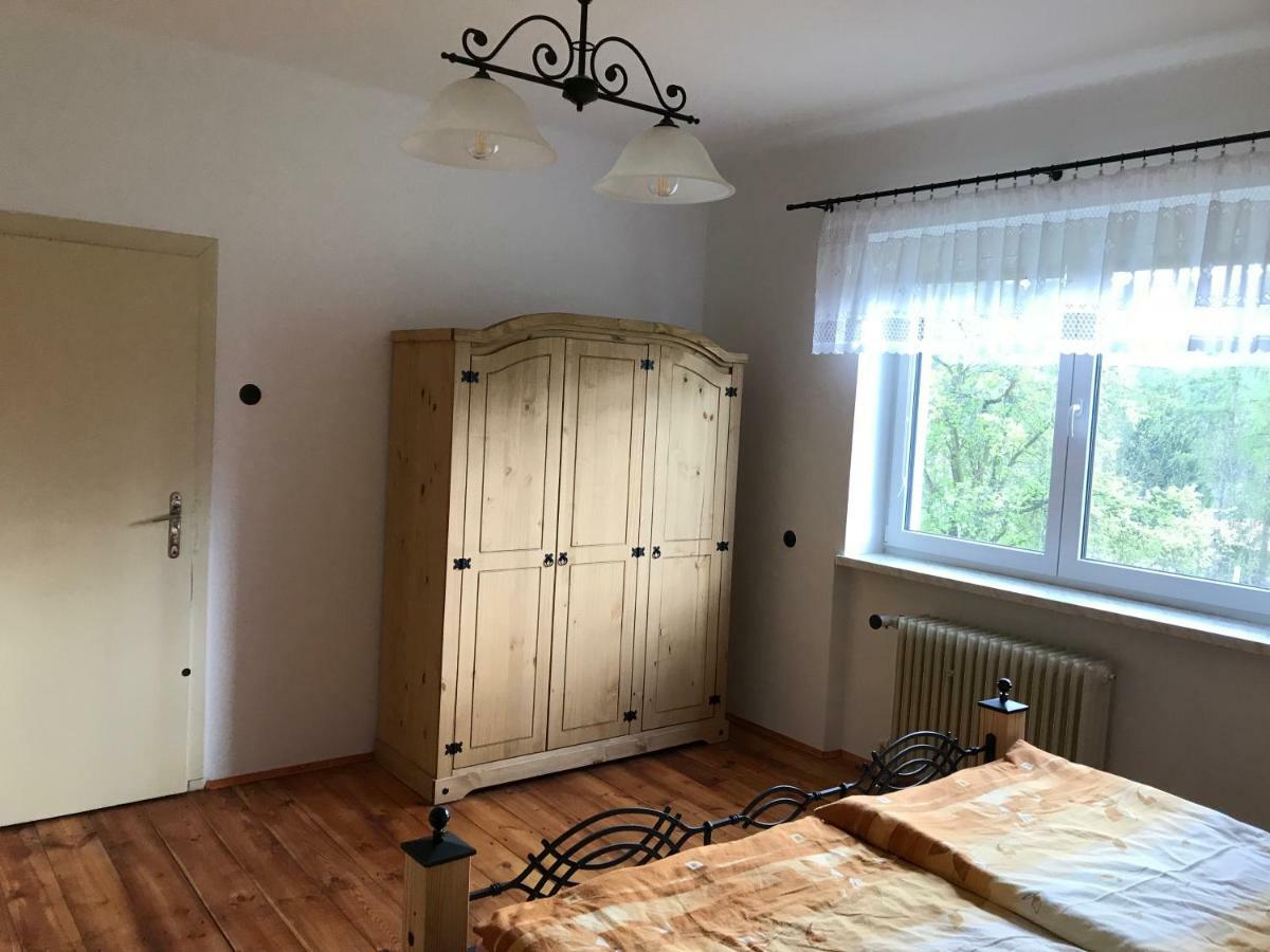 Vila Rozboudovec Kremze Exteriér fotografie